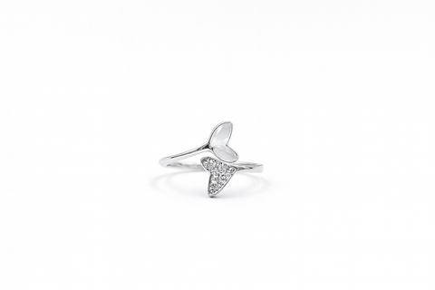 🌿 Elegant Leaf Whisper Silver Ring