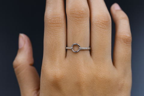 ⚪ Eternal Grace Silver Ring