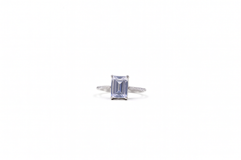 💎 Radiant Grace Silver Ring