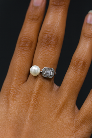 💫 Pearl Luxe Silver Ring