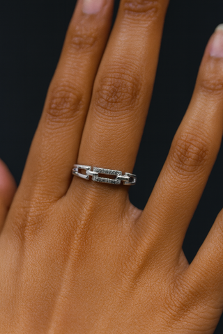 💍 Modern Link Spark Silver Ring