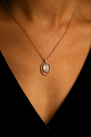 ✨ Moon Glow Pendant with Chain 💖