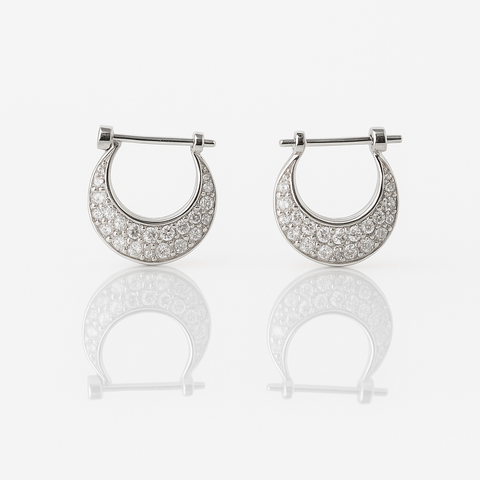 💎🌙 Sparkling Crescent Hoop Earrings – Silver Shine 🌙💎